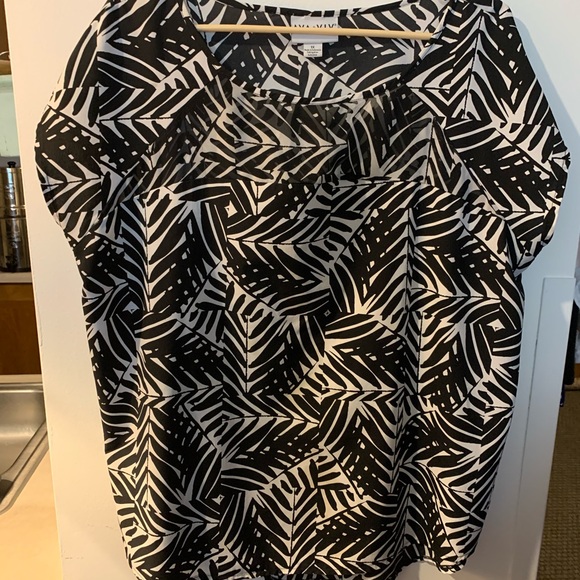 Ava & Viv Tops - AVA & VIV 1X CAP SLEEVES COOL LIGHT WEIGHT FABRIC